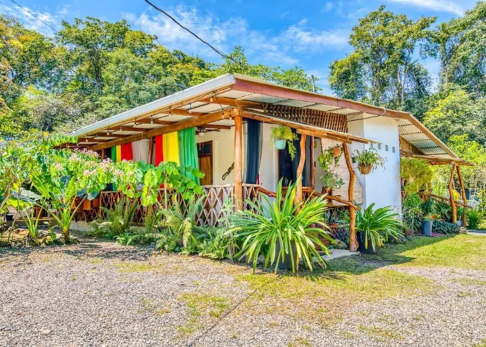 Colibri Ecolodge 3 Minutes Walk To Beach And Town