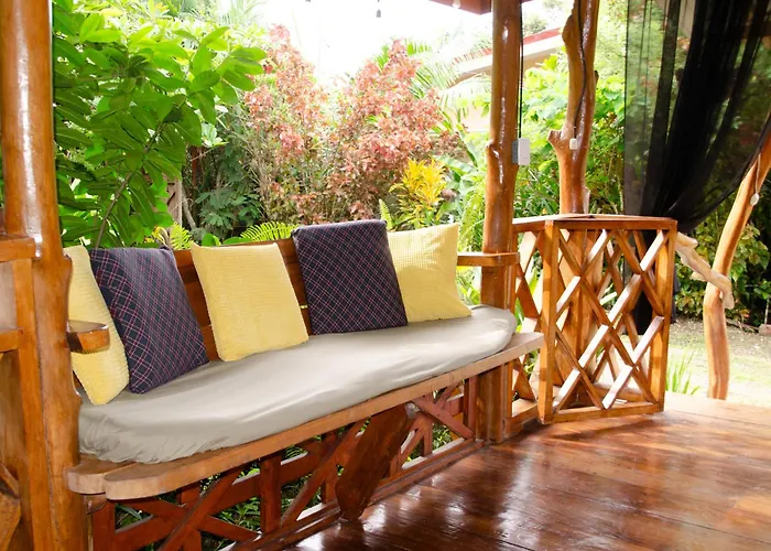 Colibri Ecolodge 3 Minutes Walk To Beach And Town