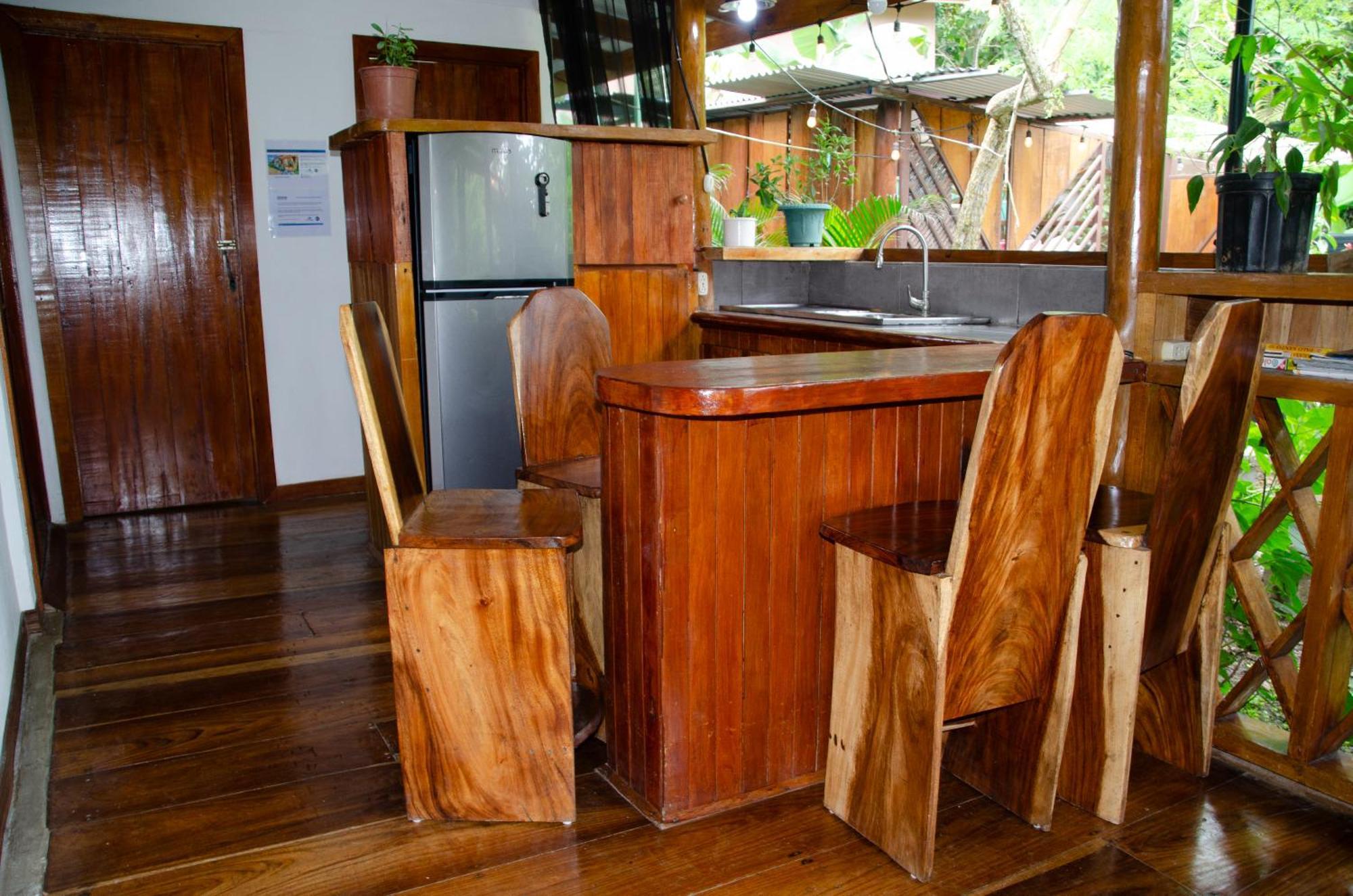 Colibri 3 Minutes Walk To And Town Holiday home