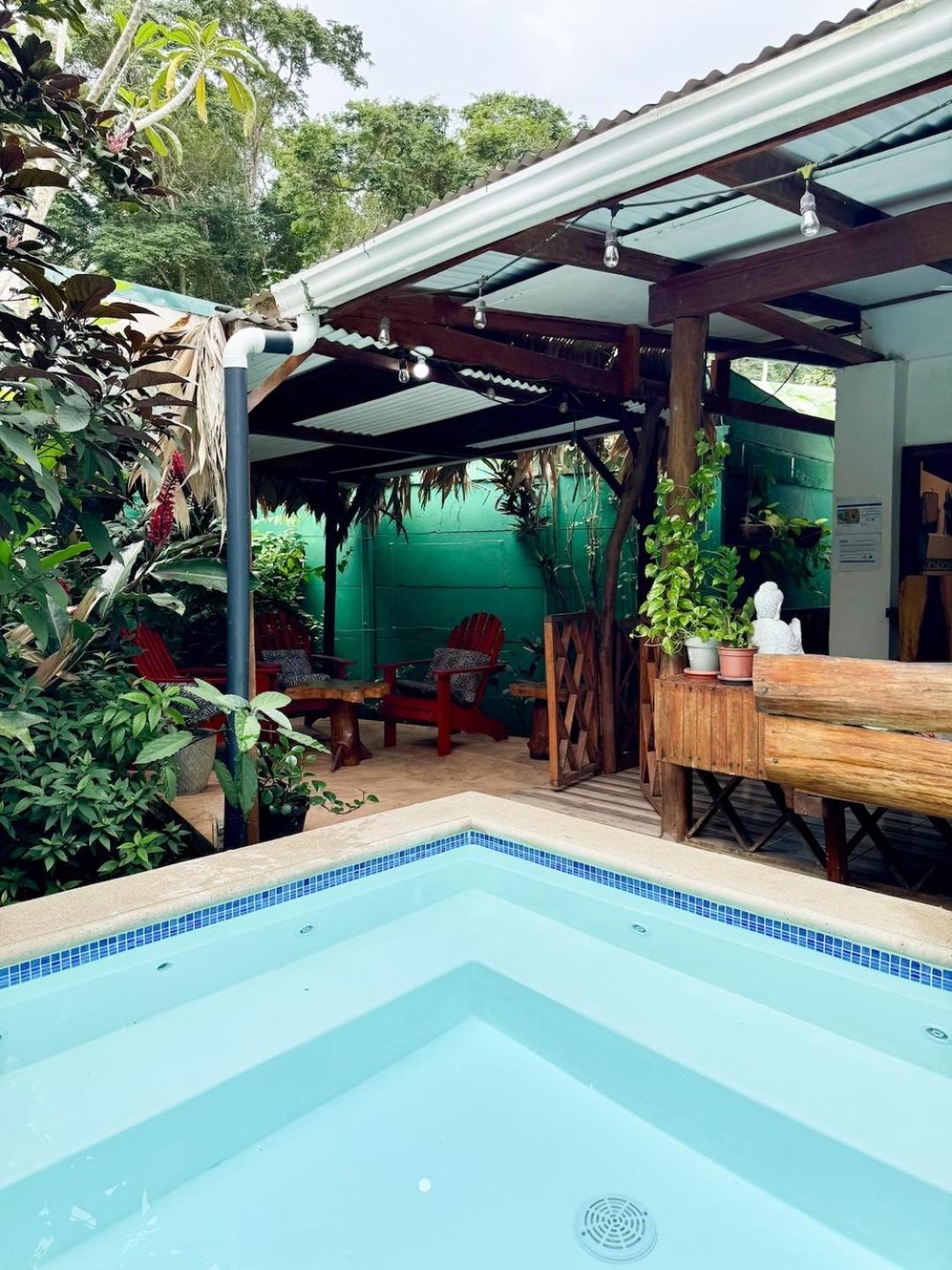 Colibri 3 Minutes Walk To And Town Holiday home